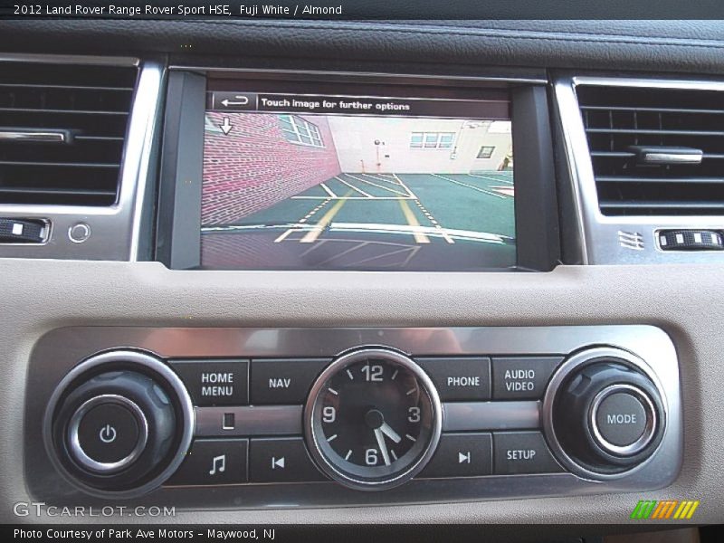Controls of 2012 Range Rover Sport HSE
