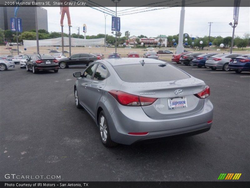 Shale Gray / Gray 2016 Hyundai Elantra SE