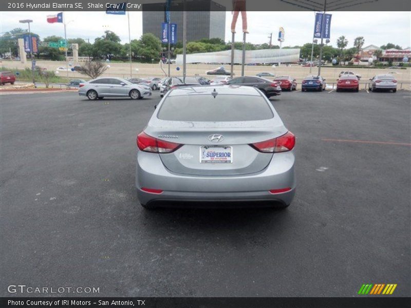 Shale Gray / Gray 2016 Hyundai Elantra SE