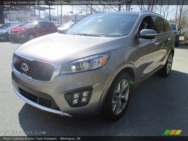 Titanium Silver / Limited Black Metallic Nappa Leather 2016 Kia Sorento Limited AWD