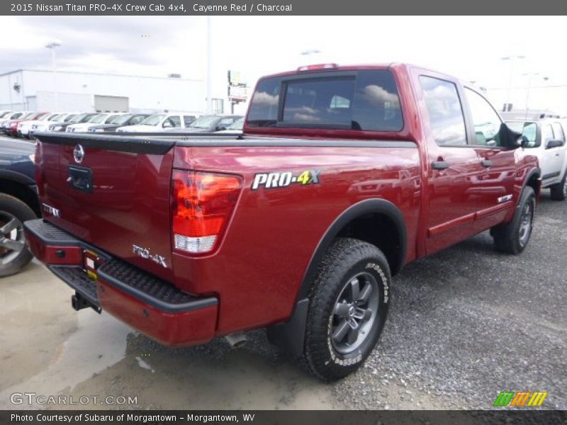  2015 Titan PRO-4X Crew Cab 4x4 Cayenne Red