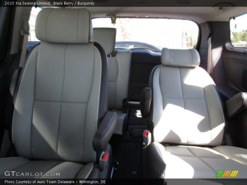  2015 Sedona Limited Burgundy Interior