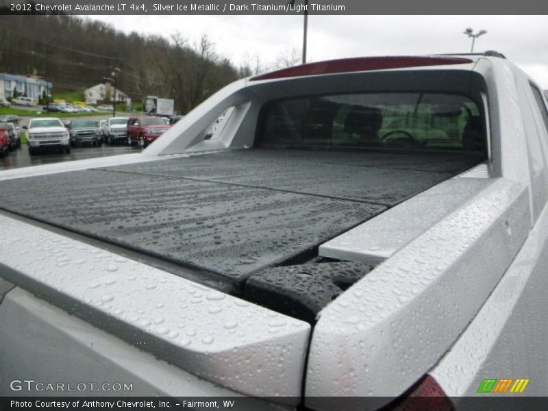 Silver Ice Metallic / Dark Titanium/Light Titanium 2012 Chevrolet Avalanche LT 4x4