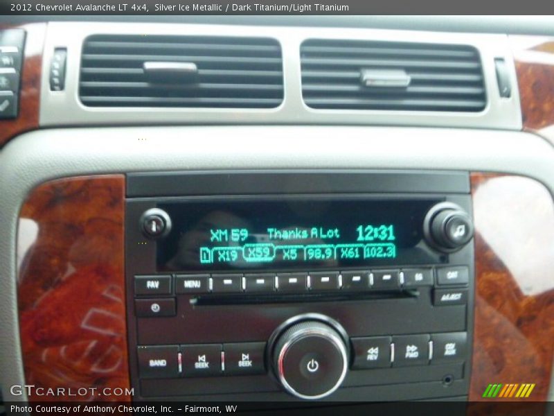 Silver Ice Metallic / Dark Titanium/Light Titanium 2012 Chevrolet Avalanche LT 4x4