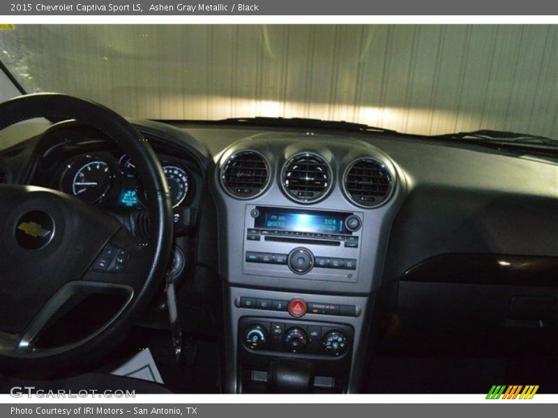 Ashen Gray Metallic / Black 2015 Chevrolet Captiva Sport LS