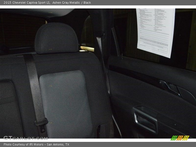 Ashen Gray Metallic / Black 2015 Chevrolet Captiva Sport LS