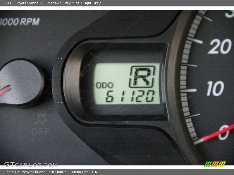 Predawn Gray Mica / Light Gray 2013 Toyota Sienna LE