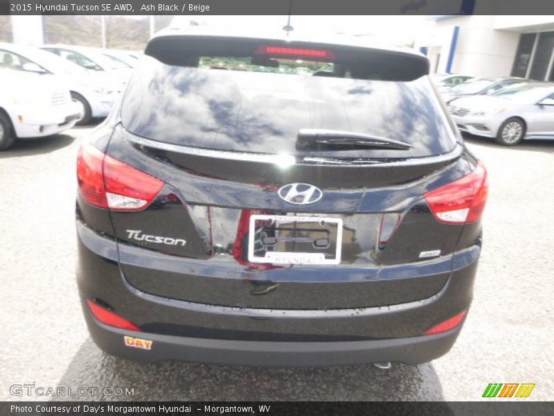Ash Black / Beige 2015 Hyundai Tucson SE AWD