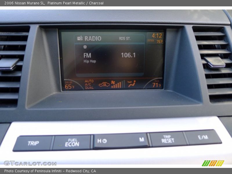 Platinum Pearl Metallic / Charcoal 2006 Nissan Murano SL