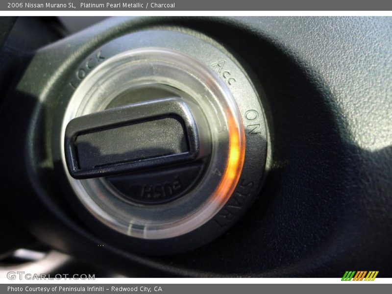 Platinum Pearl Metallic / Charcoal 2006 Nissan Murano SL