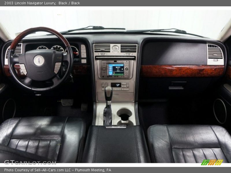 Black / Black 2003 Lincoln Navigator Luxury