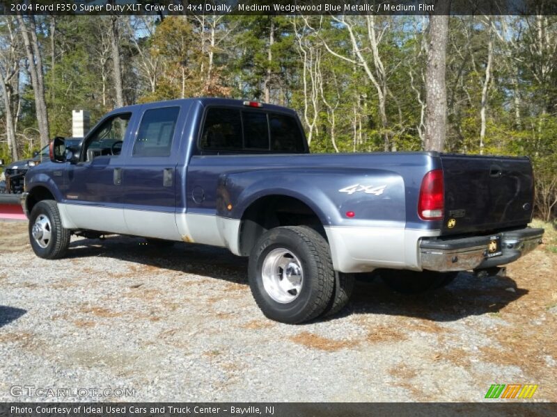 Medium Wedgewood Blue Metallic / Medium Flint 2004 Ford F350 Super Duty XLT Crew Cab 4x4 Dually