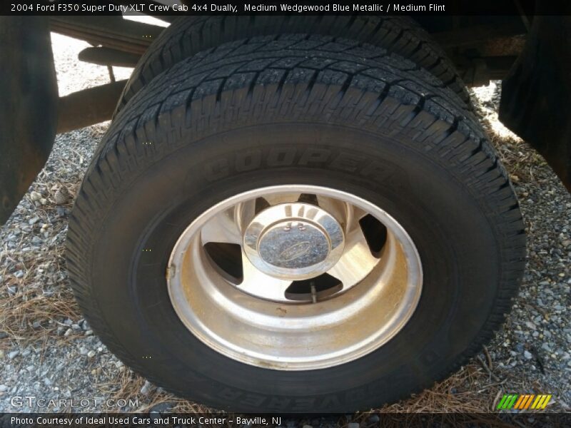 Medium Wedgewood Blue Metallic / Medium Flint 2004 Ford F350 Super Duty XLT Crew Cab 4x4 Dually