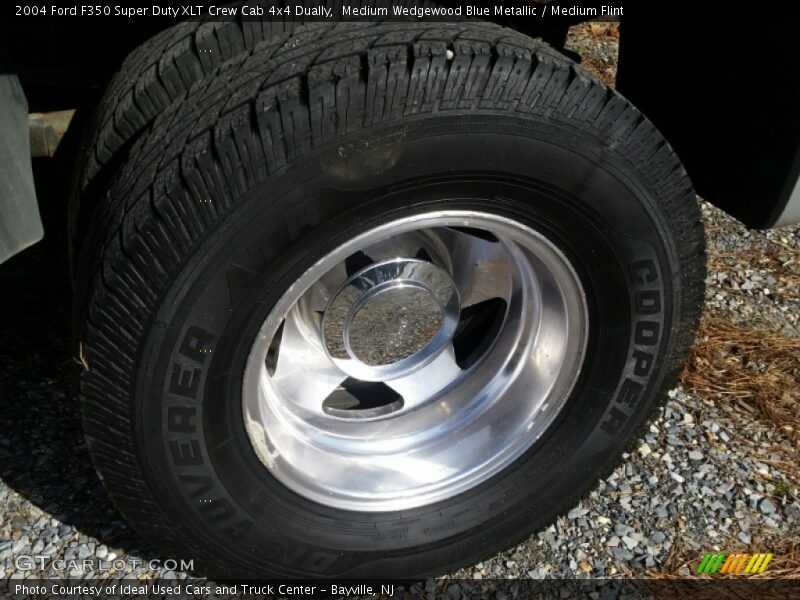 Medium Wedgewood Blue Metallic / Medium Flint 2004 Ford F350 Super Duty XLT Crew Cab 4x4 Dually