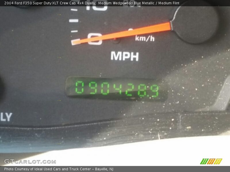 Medium Wedgewood Blue Metallic / Medium Flint 2004 Ford F350 Super Duty XLT Crew Cab 4x4 Dually