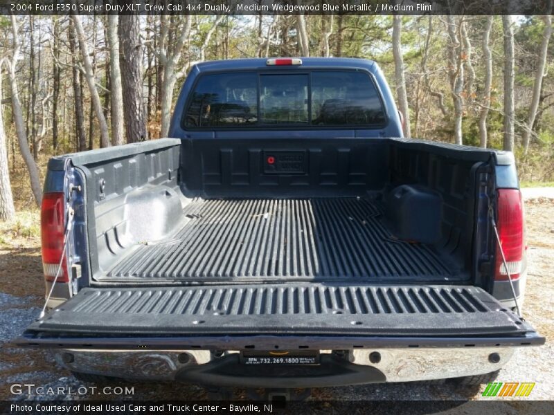 Medium Wedgewood Blue Metallic / Medium Flint 2004 Ford F350 Super Duty XLT Crew Cab 4x4 Dually