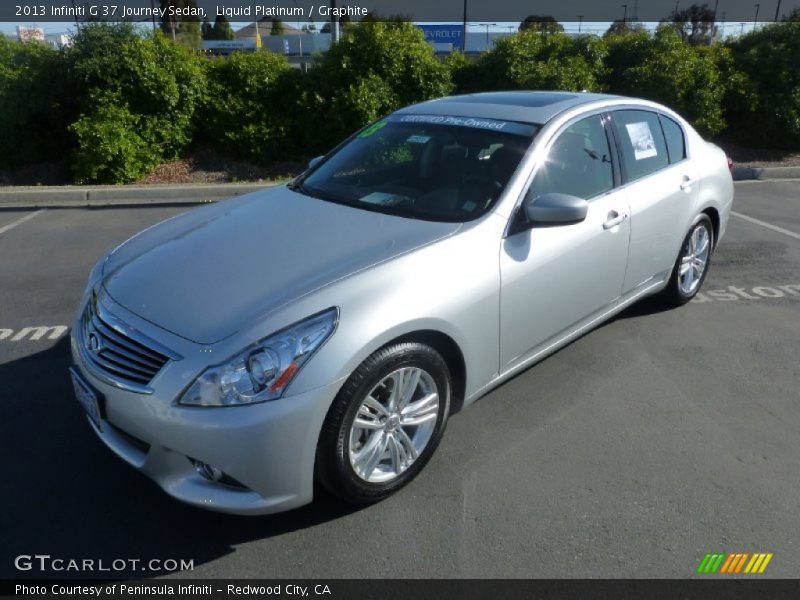 Front 3/4 View of 2013 G 37 Journey Sedan