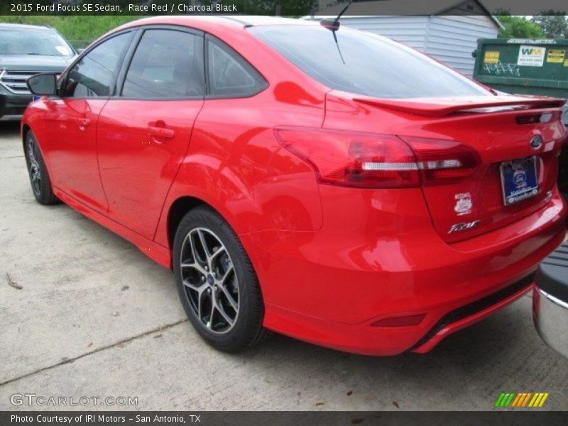Race Red / Charcoal Black 2015 Ford Focus SE Sedan