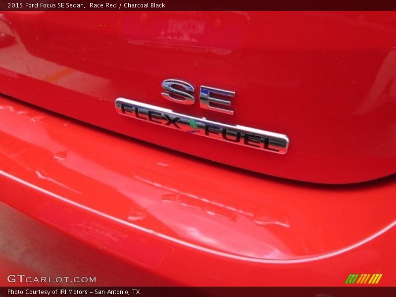Race Red / Charcoal Black 2015 Ford Focus SE Sedan