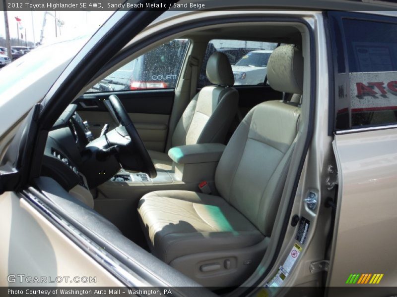 Sandy Beach Metallic / Sand Beige 2012 Toyota Highlander SE 4WD
