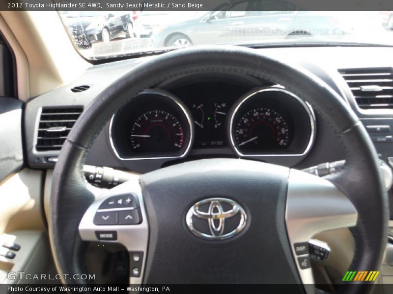 Sandy Beach Metallic / Sand Beige 2012 Toyota Highlander SE 4WD