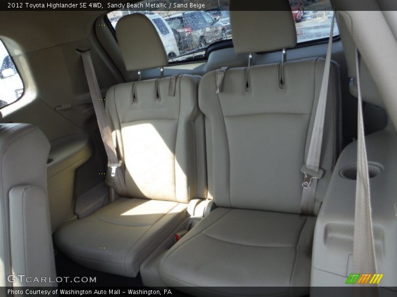 Sandy Beach Metallic / Sand Beige 2012 Toyota Highlander SE 4WD