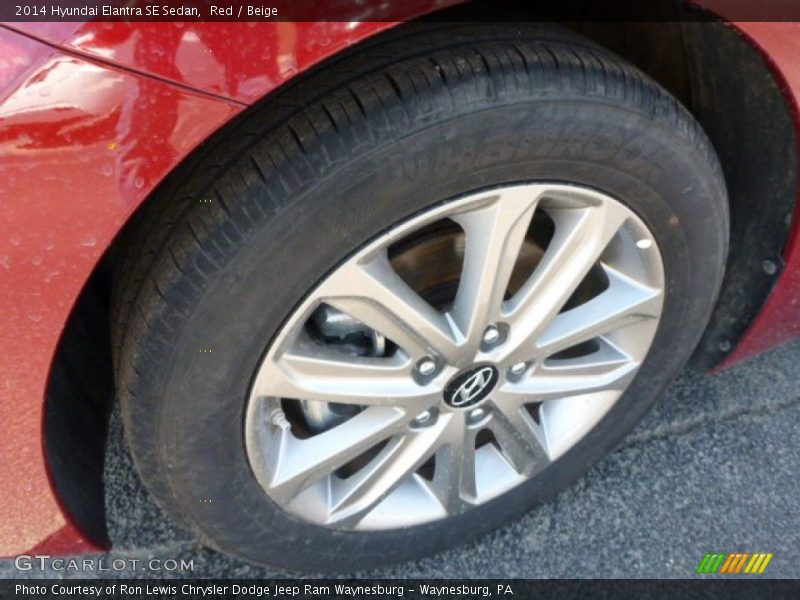 Red / Beige 2014 Hyundai Elantra SE Sedan