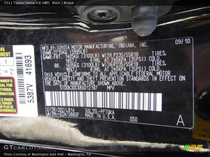 Black / Bisque 2011 Toyota Sienna XLE AWD