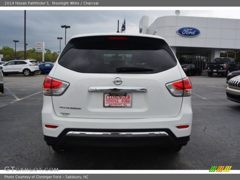 Moonlight White / Charcoal 2014 Nissan Pathfinder S