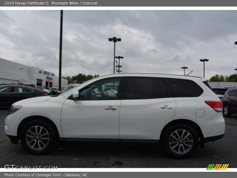 Moonlight White / Charcoal 2014 Nissan Pathfinder S