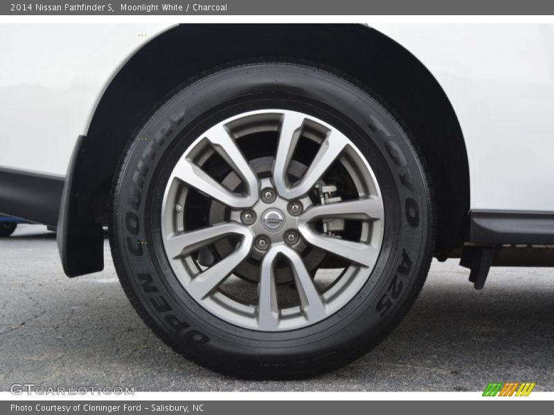 Moonlight White / Charcoal 2014 Nissan Pathfinder S