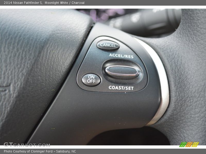 Moonlight White / Charcoal 2014 Nissan Pathfinder S