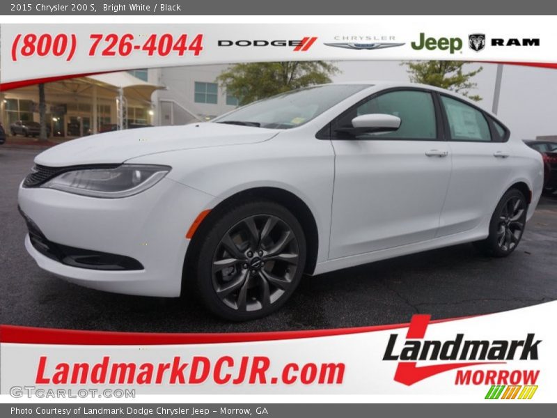 Bright White / Black 2015 Chrysler 200 S
