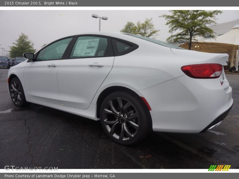 Bright White / Black 2015 Chrysler 200 S