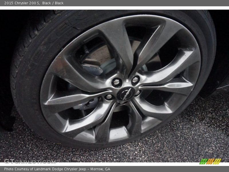 Black / Black 2015 Chrysler 200 S
