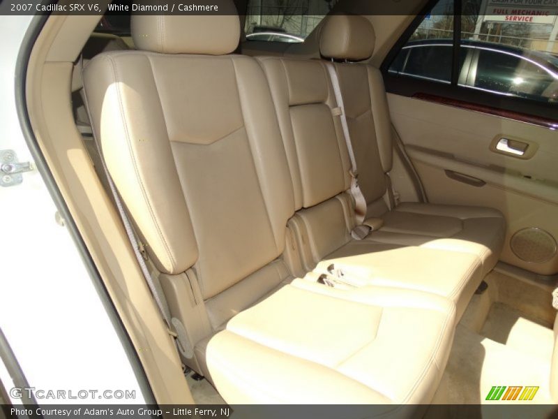 White Diamond / Cashmere 2007 Cadillac SRX V6