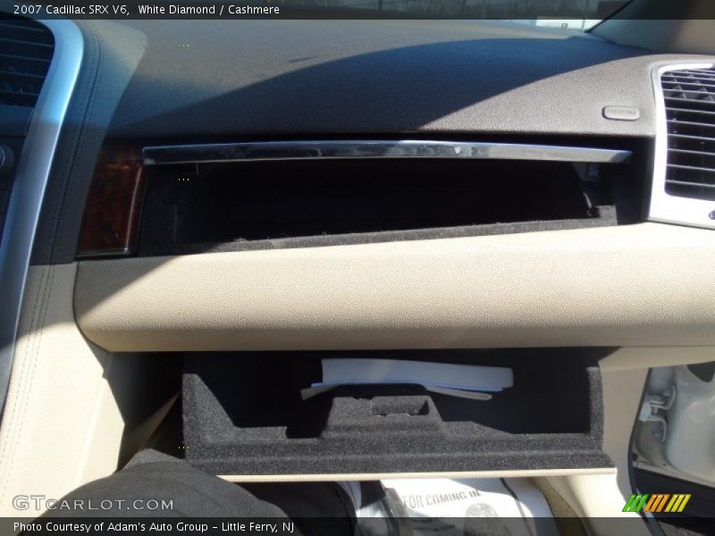White Diamond / Cashmere 2007 Cadillac SRX V6