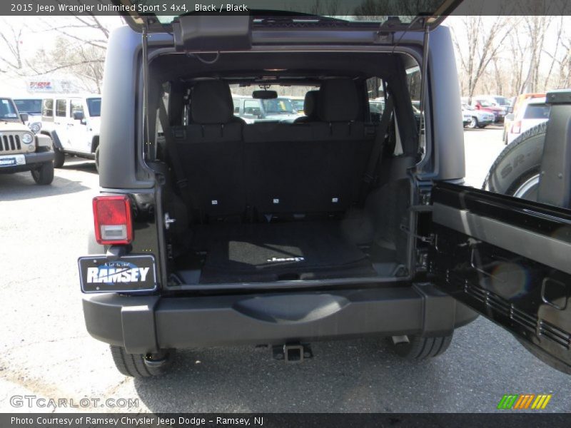 Black / Black 2015 Jeep Wrangler Unlimited Sport S 4x4