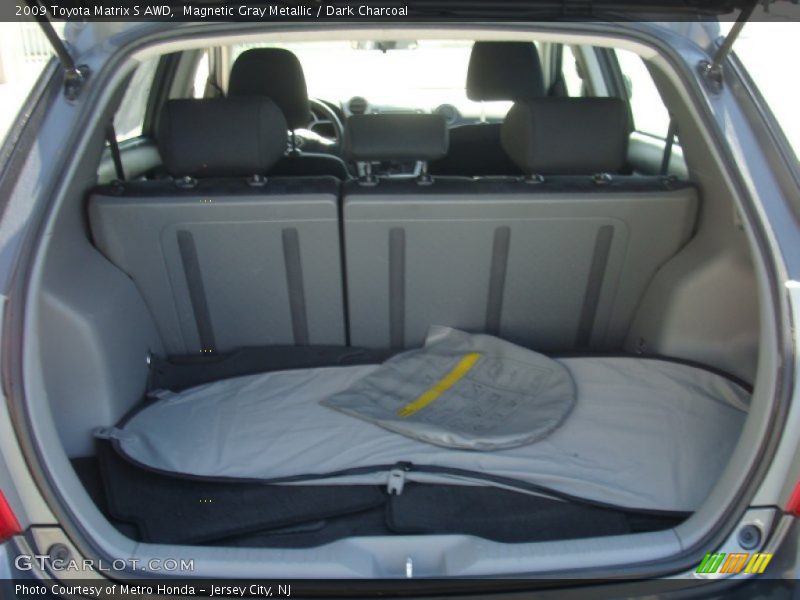 Magnetic Gray Metallic / Dark Charcoal 2009 Toyota Matrix S AWD