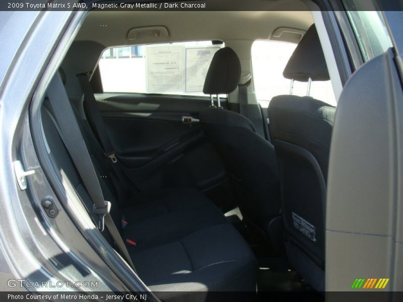 Magnetic Gray Metallic / Dark Charcoal 2009 Toyota Matrix S AWD
