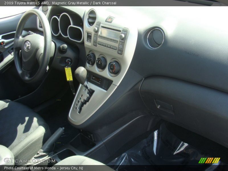 Magnetic Gray Metallic / Dark Charcoal 2009 Toyota Matrix S AWD