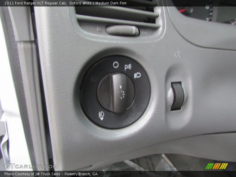 Oxford White / Medium Dark Flint 2011 Ford Ranger XLT Regular Cab