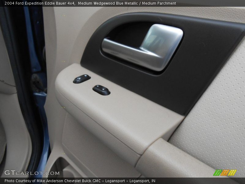 Medium Wedgewood Blue Metallic / Medium Parchment 2004 Ford Expedition Eddie Bauer 4x4