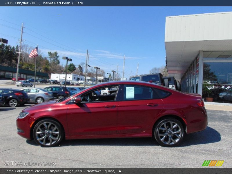 Velvet Red Pearl / Black 2015 Chrysler 200 S