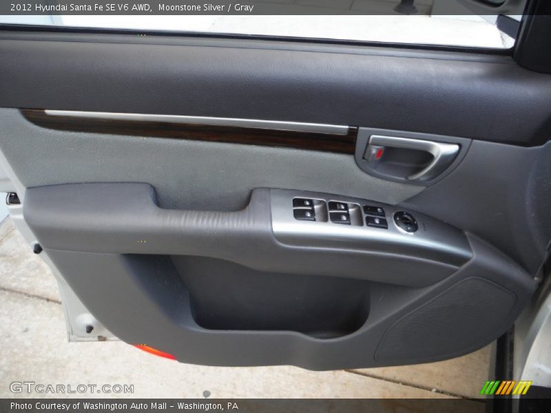 Moonstone Silver / Gray 2012 Hyundai Santa Fe SE V6 AWD