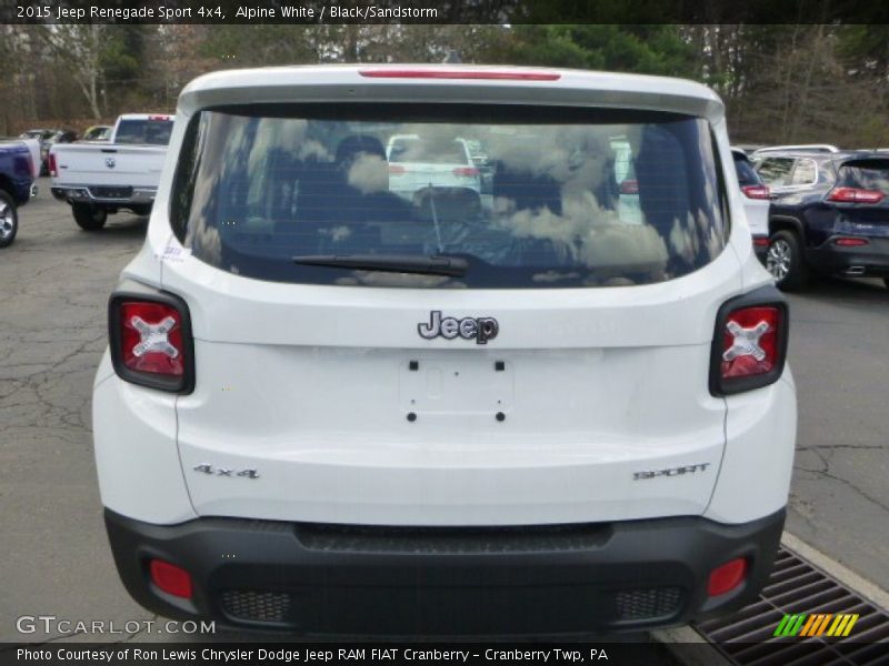 Alpine White / Black/Sandstorm 2015 Jeep Renegade Sport 4x4