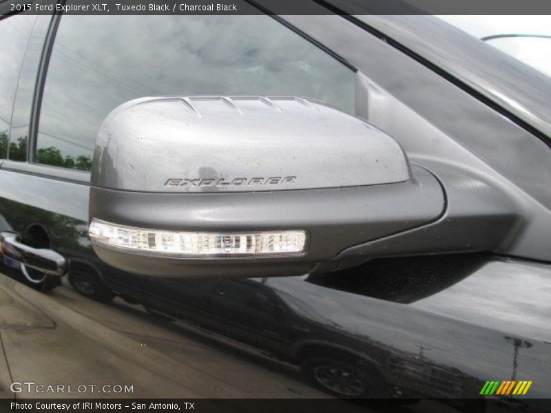 Tuxedo Black / Charcoal Black 2015 Ford Explorer XLT