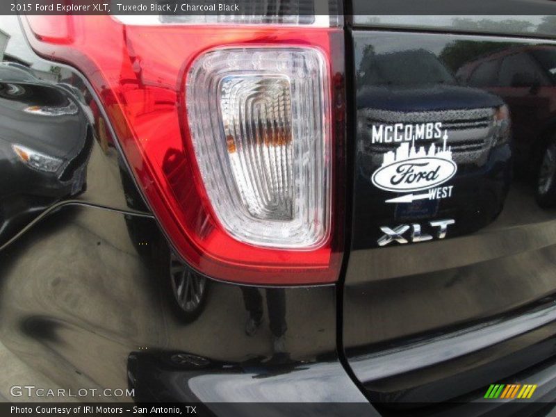 Tuxedo Black / Charcoal Black 2015 Ford Explorer XLT