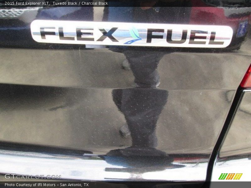 Tuxedo Black / Charcoal Black 2015 Ford Explorer XLT