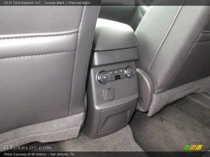 Tuxedo Black / Charcoal Black 2015 Ford Explorer XLT